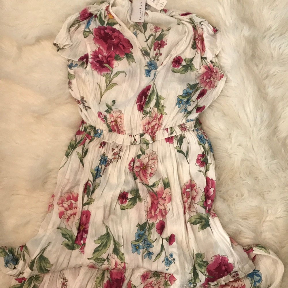 BNWT VICI Dolls Floral satin midi dress M